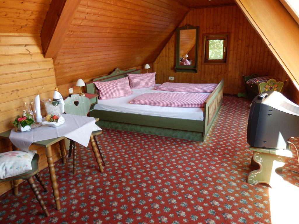 Gasthof Loewen, Heitersheim Room photo